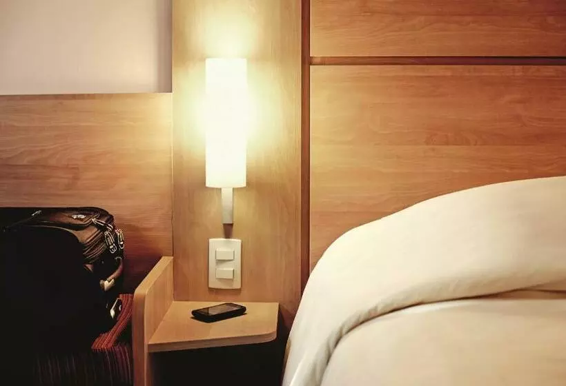 Standardzimmer, Ibis Milano Centro