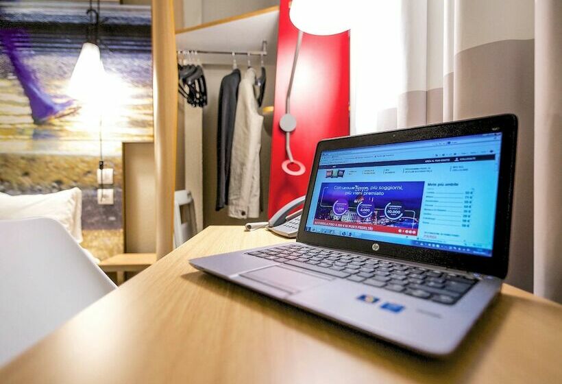 高级大房间, Ibis Milano Centro