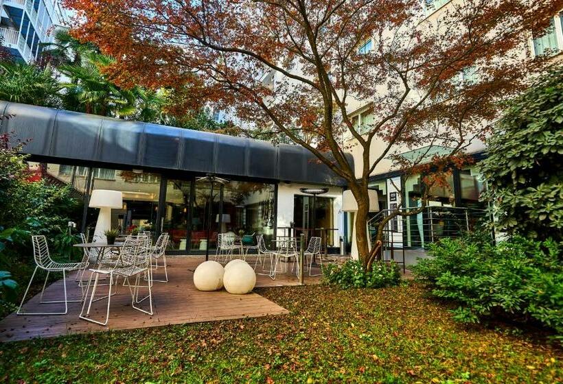 اتاق پرمیوم, Ibis Milano Centro