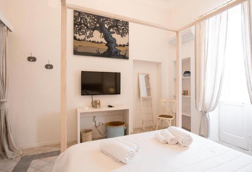 Номер Deluxe Вид на Море Боковой, Il Covo Di Monopoli