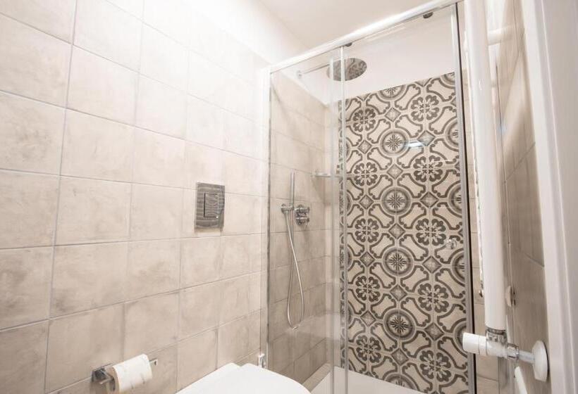 Номер Deluxe Вид на Море Боковой, Il Covo Di Monopoli