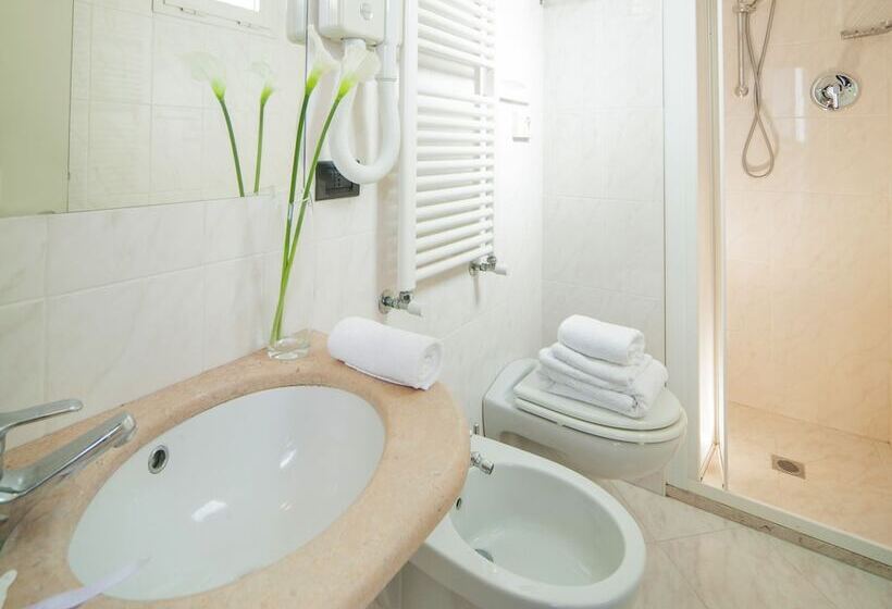 اتاق استاندارد یک نفره, Levante