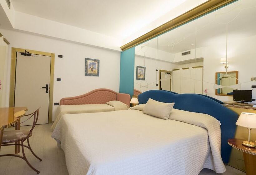 غرفة قياسية ثلاثية, Levante