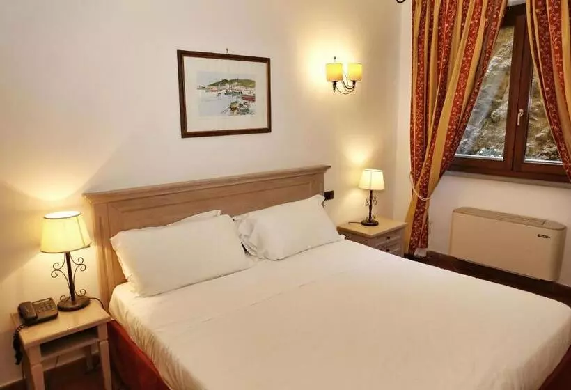 スイート, Albergo Filippo Ii