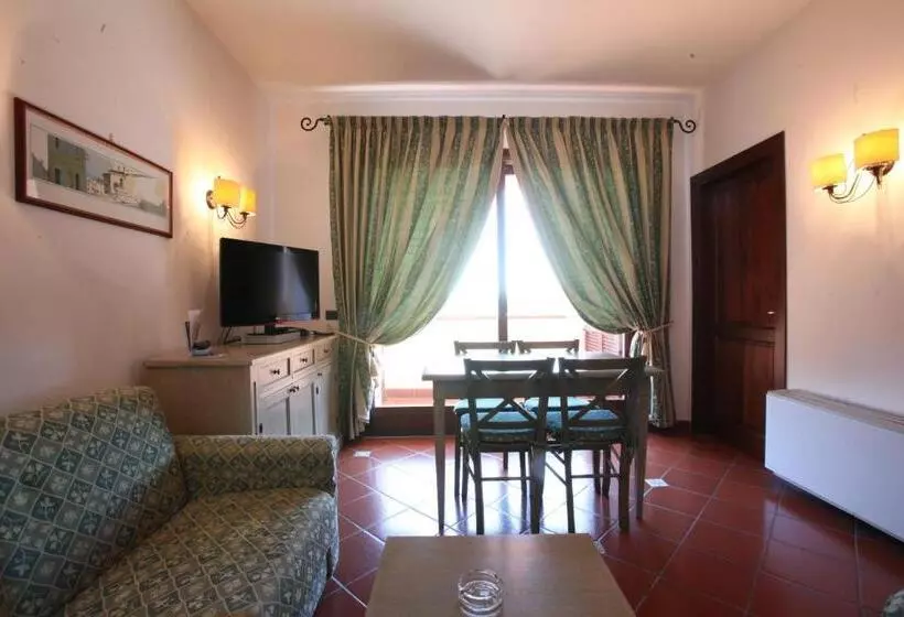 景色の見えるスイートルーム, Albergo Filippo Ii