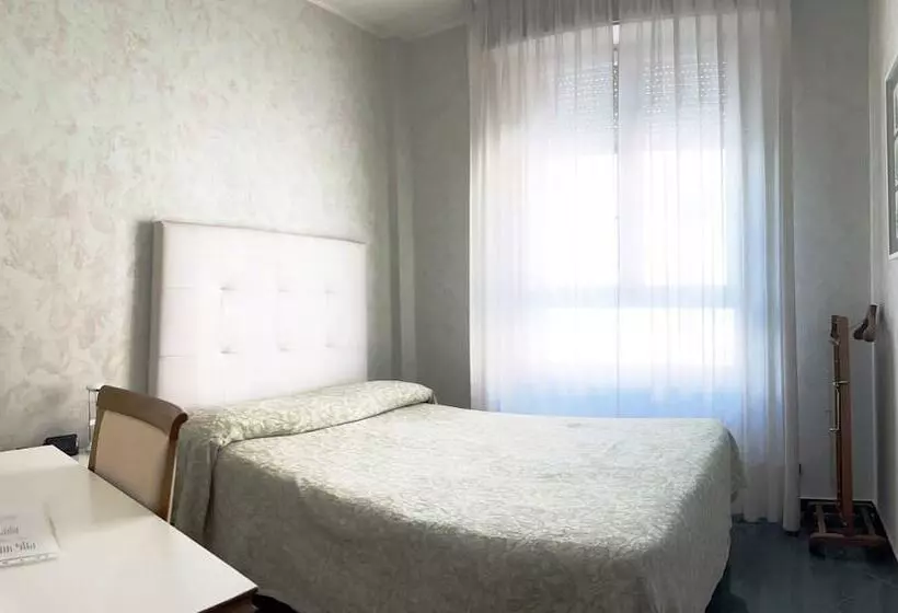 اتاق عادی, Molise 2