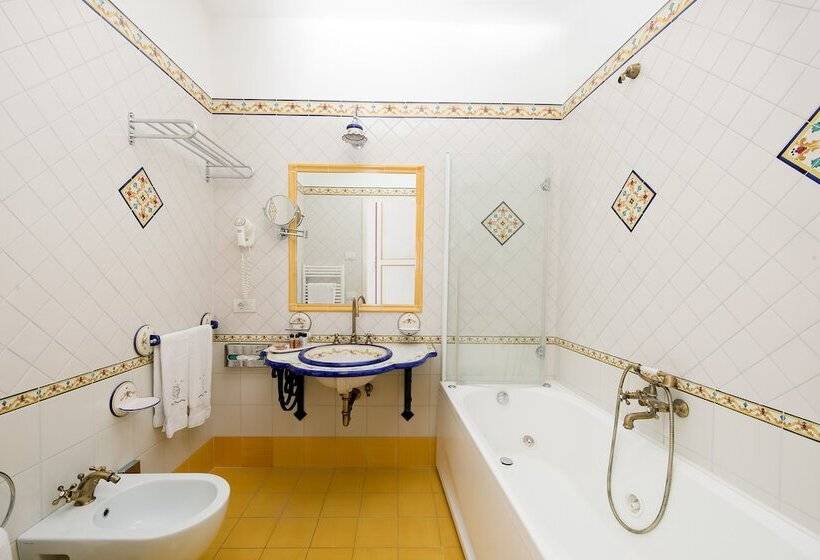 Номер Superior Вид на Море с Балконом, Onda Verde