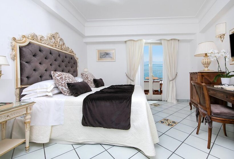 Номер Deluxe Вид на Море с Балконом, Onda Verde