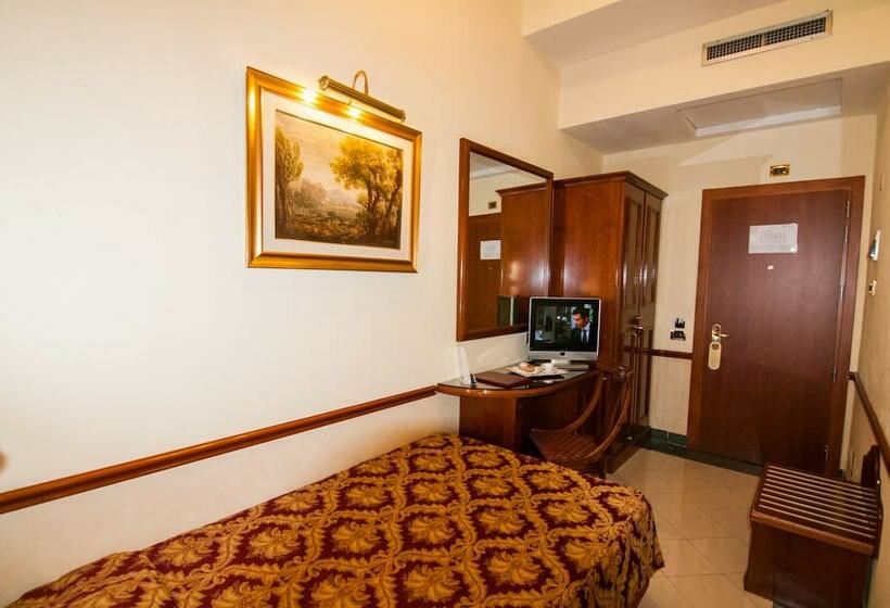 חדר סטנדרט יחיד, Palladium Palace