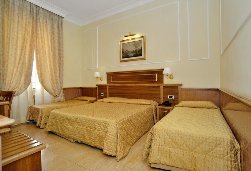 اتاق استاندارد چهار تخته, Palladium Palace