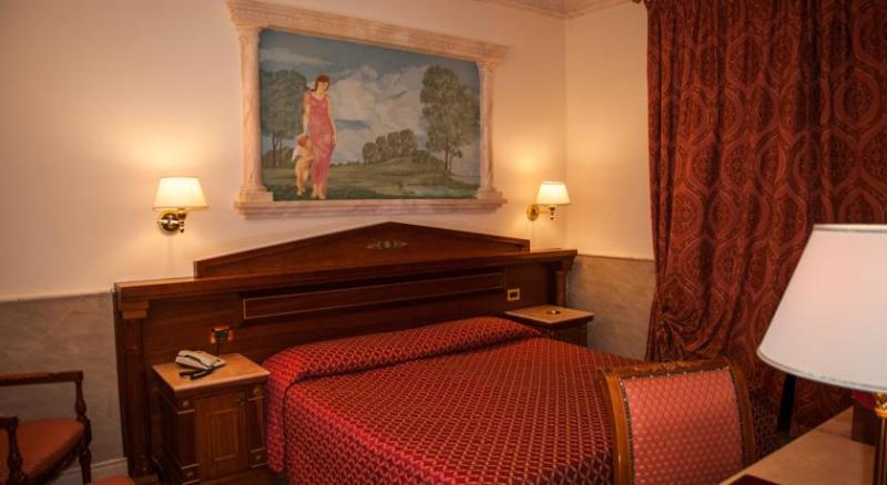 اتاق استاندارد, Palladium Palace