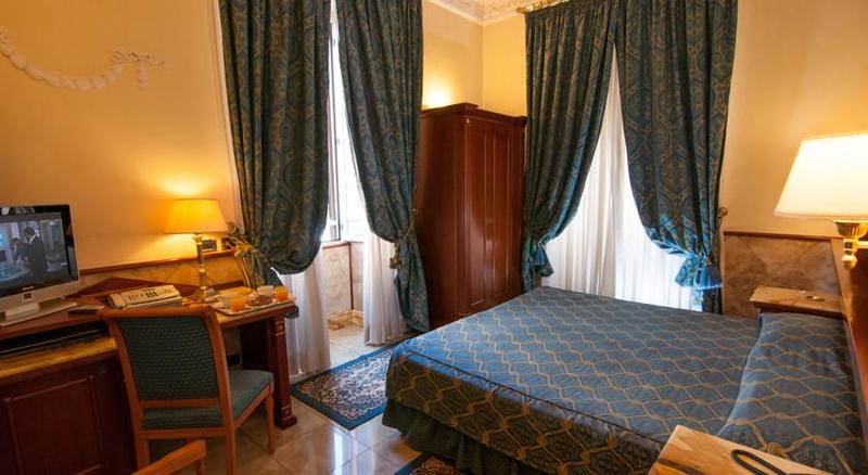 חדר דלוקס, Palladium Palace