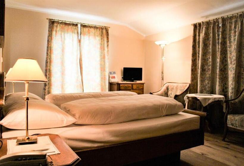 Номер Стандарт с Балконом, Regina