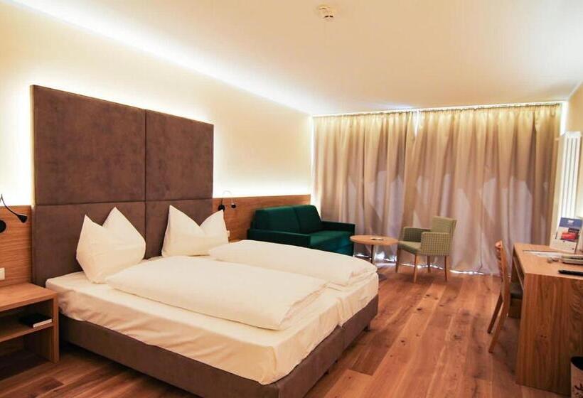 Номер Superior, Regina