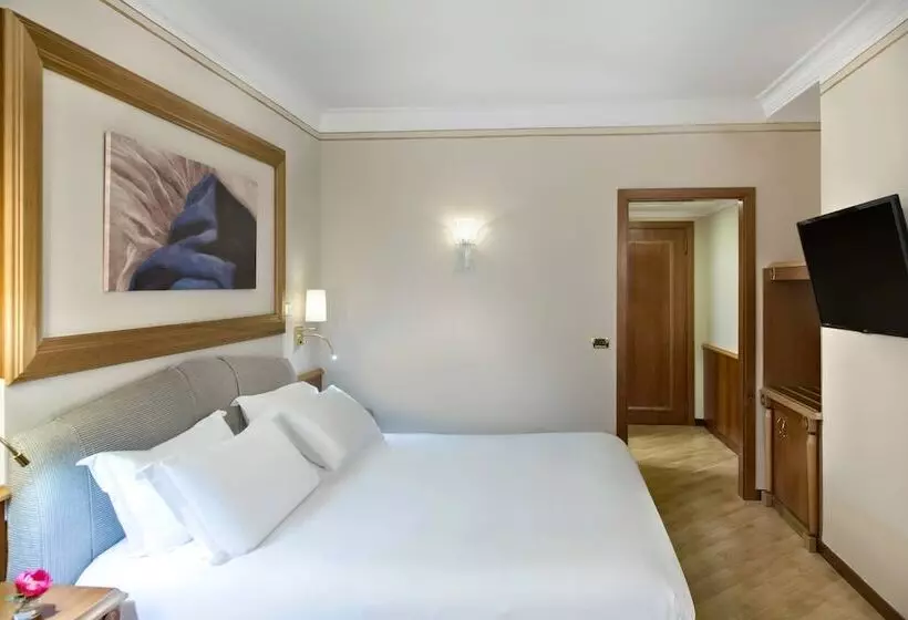 スーペリアールーム, Renaissance Naples Hotel Mediterraneo