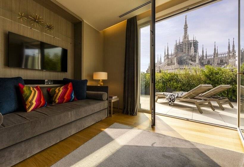 1 Bedroom Penthouse Apartment, Rosa Grand Milano Starhotels Collezione