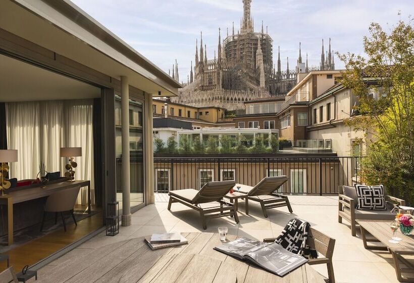 1 Bedroom Penthouse Apartment, Rosa Grand Milano Starhotels Collezione