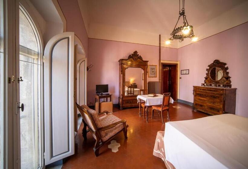 اتاق کلاسیک, Royal Victoria