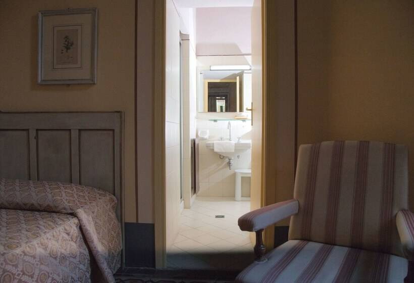 اتاق کلاسیک, Royal Victoria