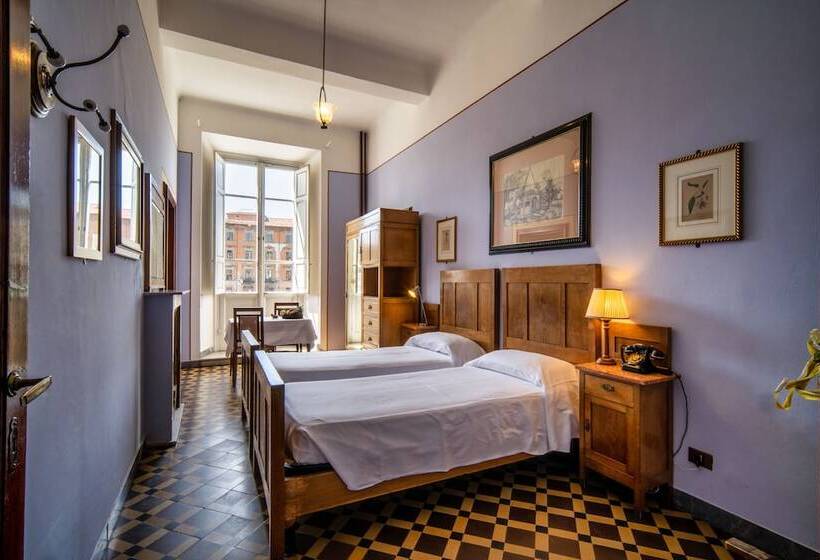 Classic room with river view, Royal Victoria