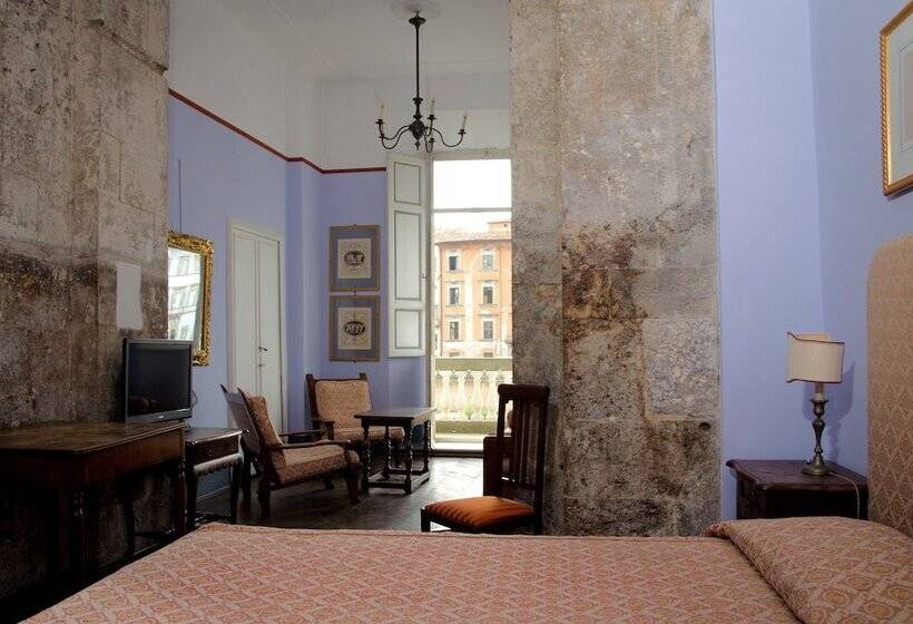 سوییت جونیور, Royal Victoria