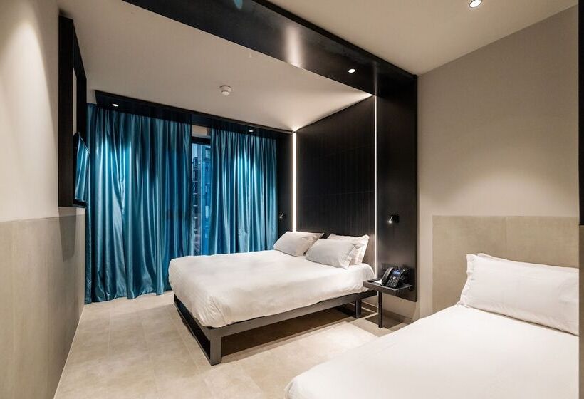 اتاق استاندارد سه نفره, Smart Hotel Central