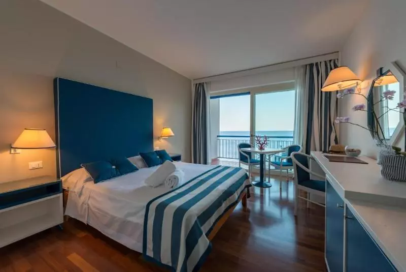 اتاق اکونومی, Splendid Hotel La Torre