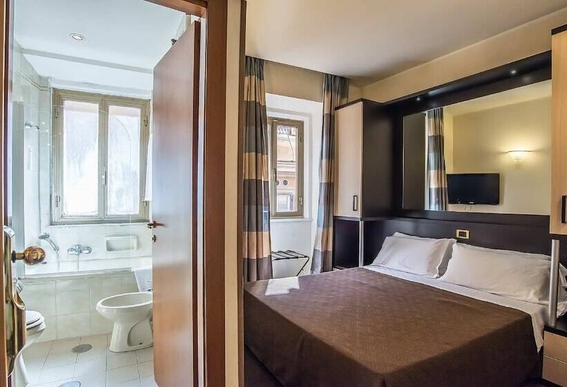 חדר סטנדרט, Tritone