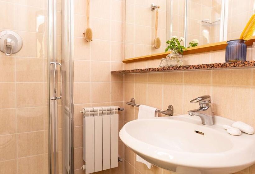 اتاق راحتی, Park Hotel Residence