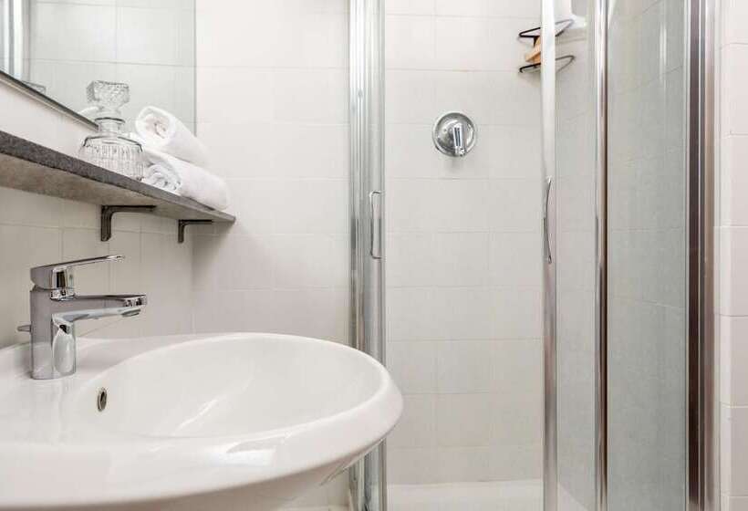 اتاق سوپریور با چشم‌انداز, Park Hotel Residence