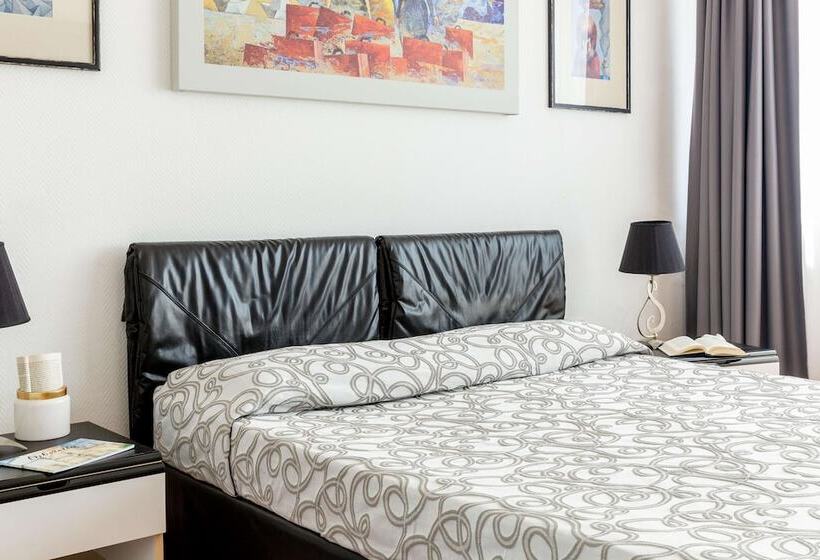 اتاق سوپریور با چشم‌انداز, Park Hotel Residence