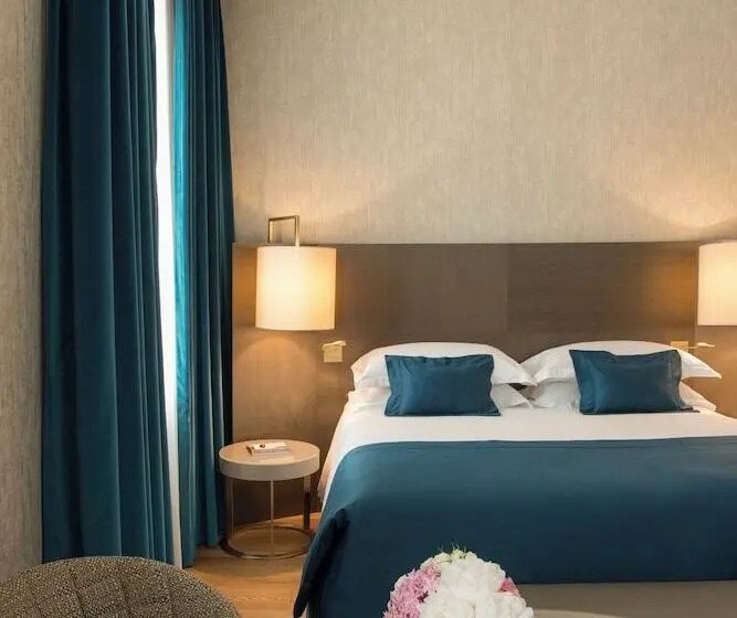 اتاق لوکس, Rosa Grand Milano   Starhotels Collezione