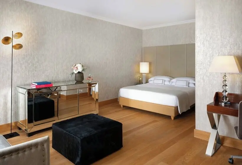 سوییت جونیور, Rosa Grand Milano   Starhotels Collezione