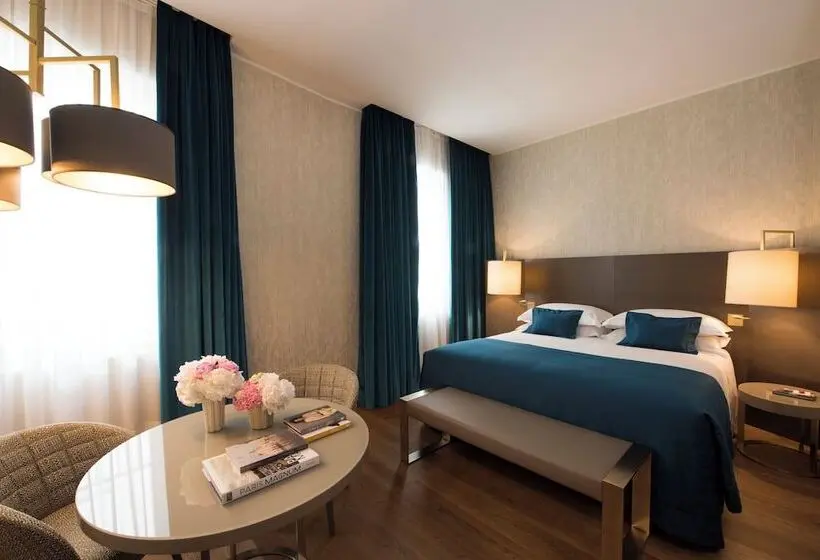 اتاق خانوادگی تودرتو, Rosa Grand Milano   Starhotels Collezione
