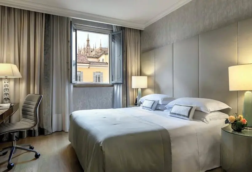 اتاق لوکس با چشم‌انداز, Rosa Grand Milano   Starhotels Collezione