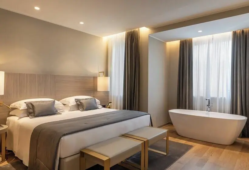 1 Bedroom Penthouse Apartment, Rosa Grand Milano   Starhotels Collezione