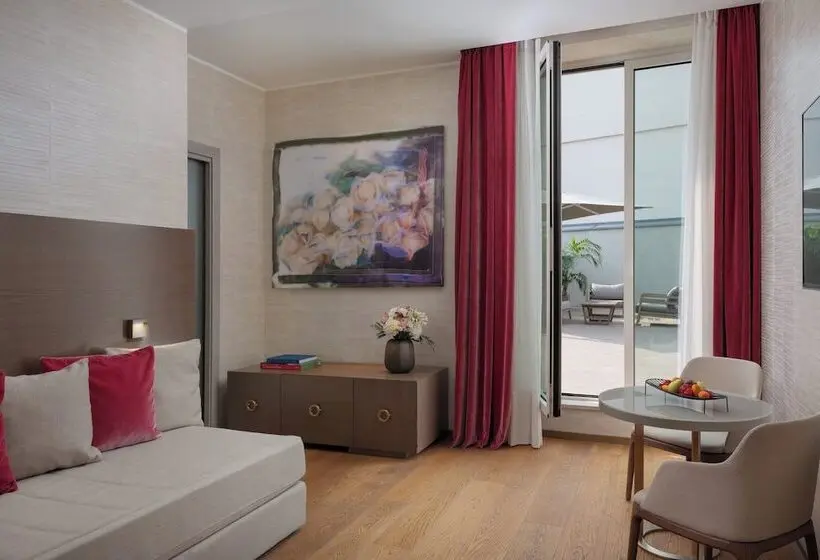 چشم‌اندازهای پهناور سوئیت جونیور, Rosa Grand Milano   Starhotels Collezione