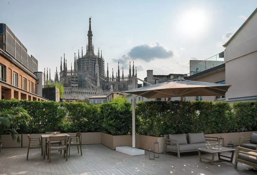 چشم‌اندازهای پهناور سوئیت جونیور, Rosa Grand Milano   Starhotels Collezione