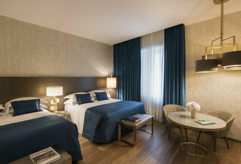 اتاق لوکس, Rosa Grand Milano Starhotels Collezione
