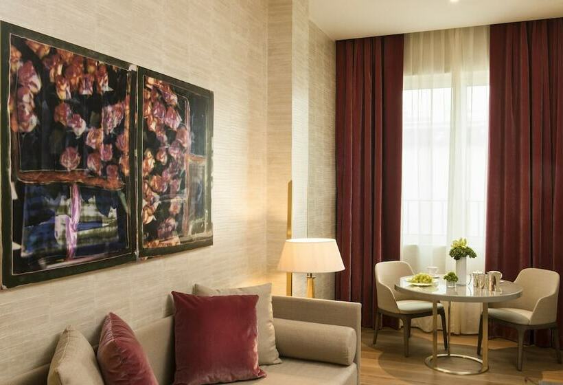 اتاق لوکس, Rosa Grand Milano Starhotels Collezione
