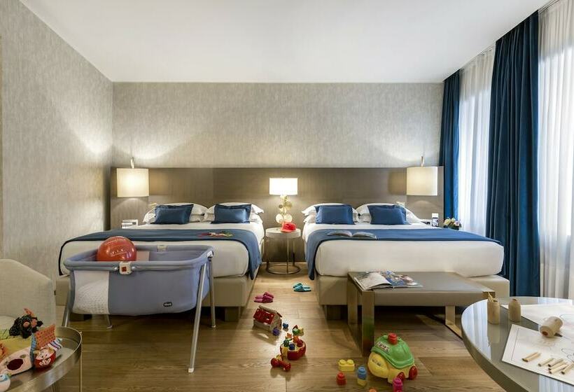 اتاق خانوادگی, Rosa Grand Milano Starhotels Collezione