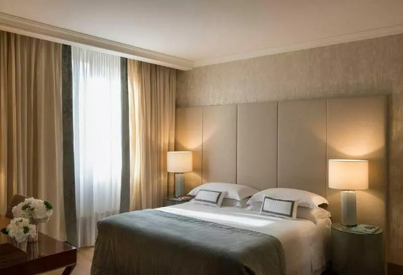 コネクティングルーム（家族用）。, Rosa Grand Milano   Starhotels Collezione