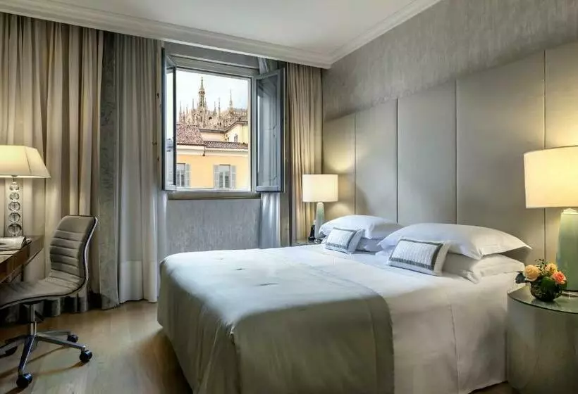 景色の見えるデラックスルーム, Rosa Grand Milano   Starhotels Collezione