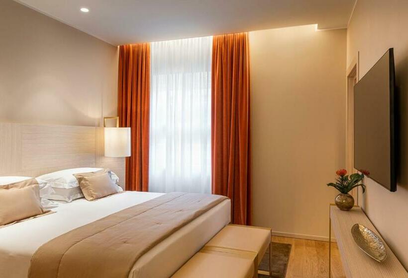 דירת דלוקס 2 חדרי שינה, Rosa Grand Milano   Starhotels Collezione