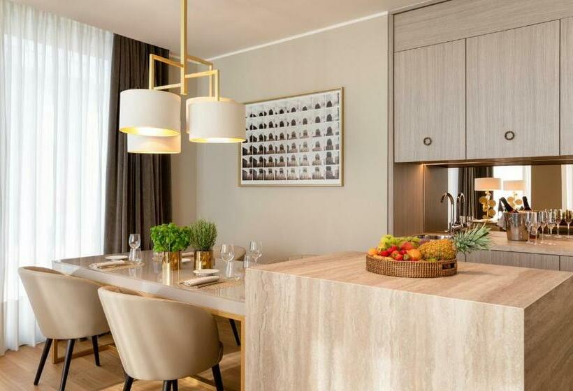 1 Bedroom Penthouse Apartment, Rosa Grand Milano Starhotels Collezione