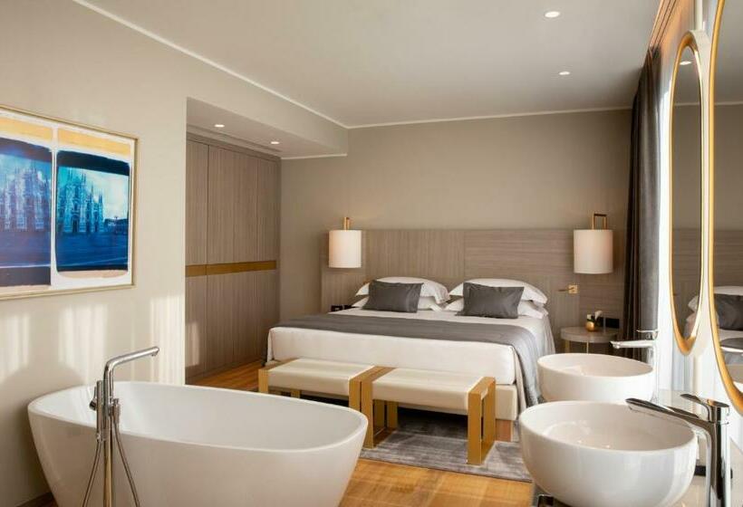 1 Bedroom Penthouse Apartment, Rosa Grand Milano Starhotels Collezione