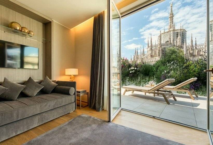 1 Bedroom Penthouse Apartment, Rosa Grand Milano Starhotels Collezione