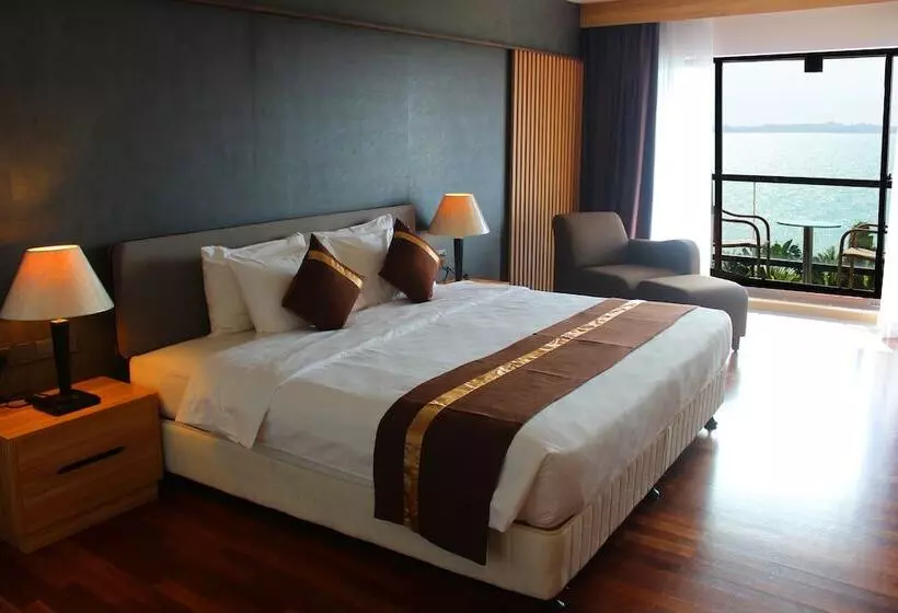 デラックスルーム, Batam View Beach Resort