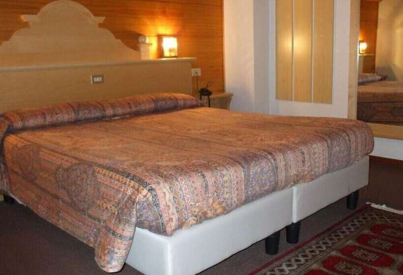 غرفة كومفورت, Al Polo