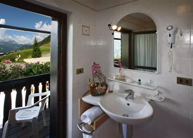 اتاق استاندارد, Albergo Riglarhaus